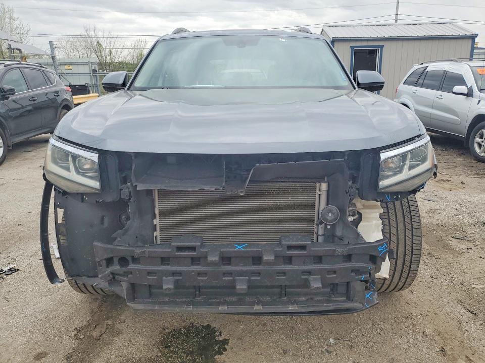 2021 Volkswagen Atlas მანქანა იყიდება აუქციონზე, vin: 1V2KR2CA0MC501875, აუქციონის ნომერი: 49613066