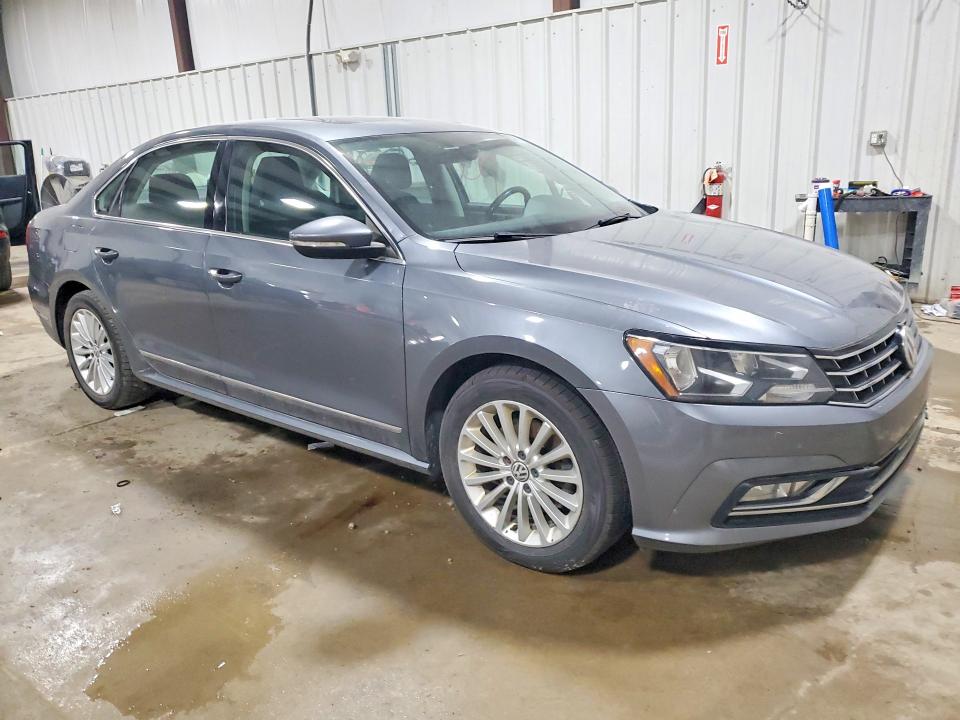 Продаж на аукціоні авто 2016 Volkswagen Passat, vin: 1VWBT7A35GC068754, номер лоту: 49983286