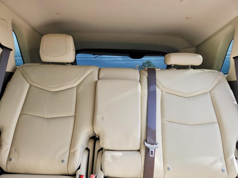 48301876 :رقم المزاد ، 1GYKNBRS9HZ307954 vin ، 2017 Cadillac Xt5 مزاد بيع