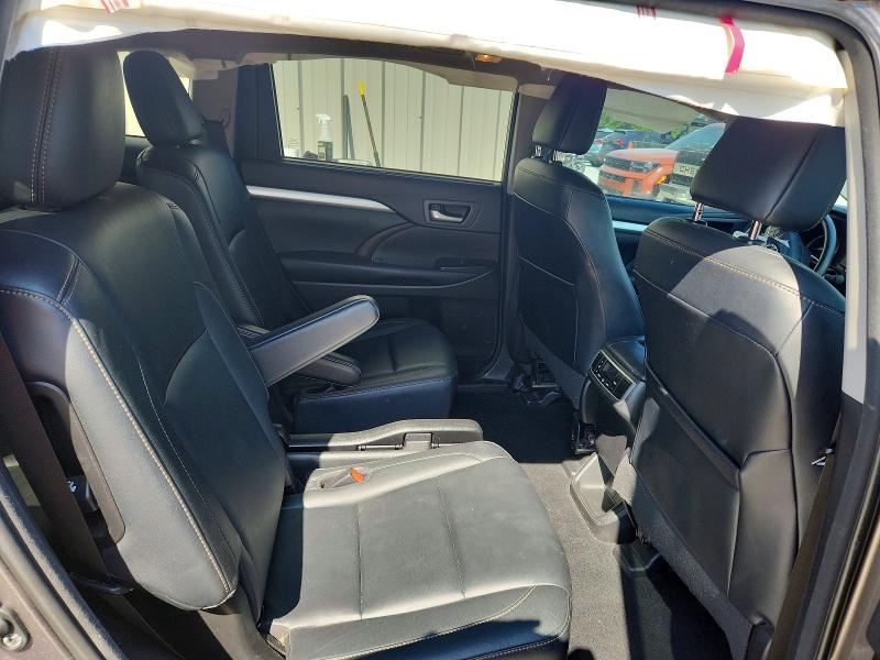 Aukcja sprzedaży 2018 Toyota Highlander, vin: 5TDKZRFH1JS265475, numer aukcji: 49650686