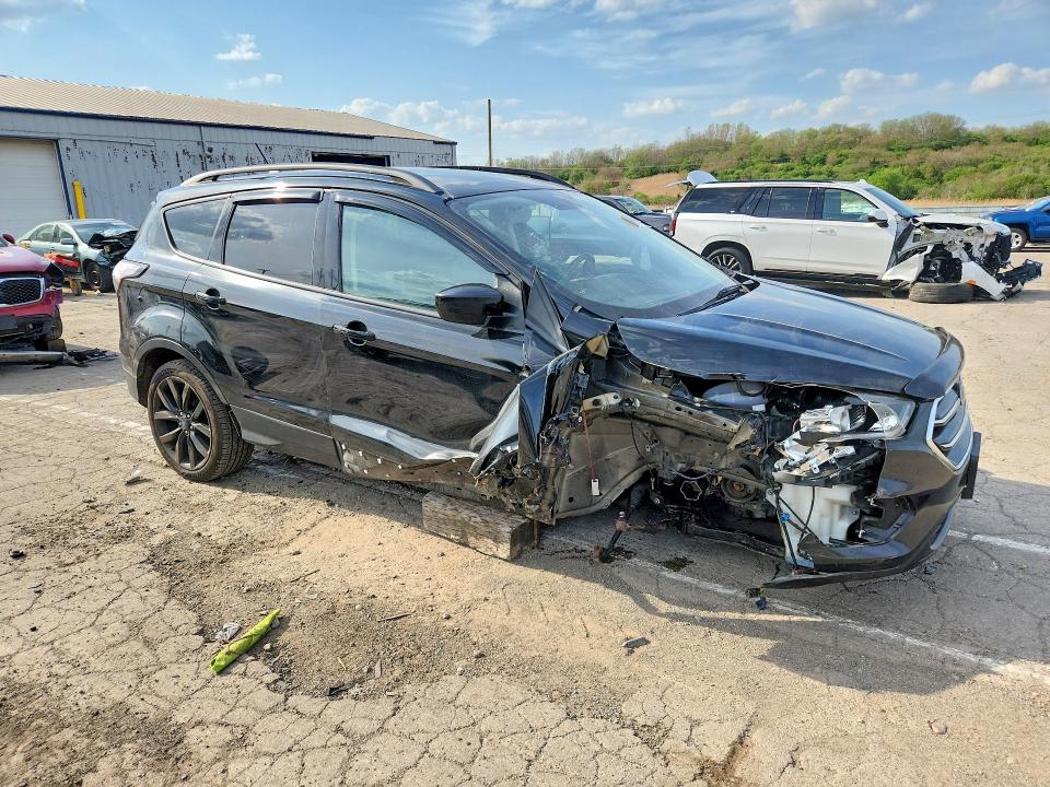 Продаж на аукціоні авто 2018 Ford Escape, vin: 1FMCU9GD3JUA13443, номер лоту: 50772766
