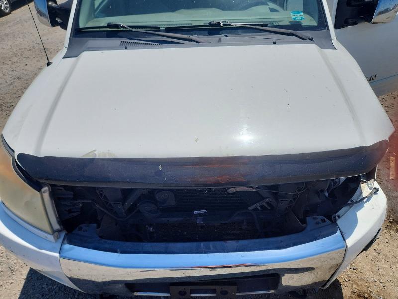 51017626 :رقم المزاد ، 1N6BA0ED1BN311439 vin ، 2011 Nissan Titan مزاد بيع