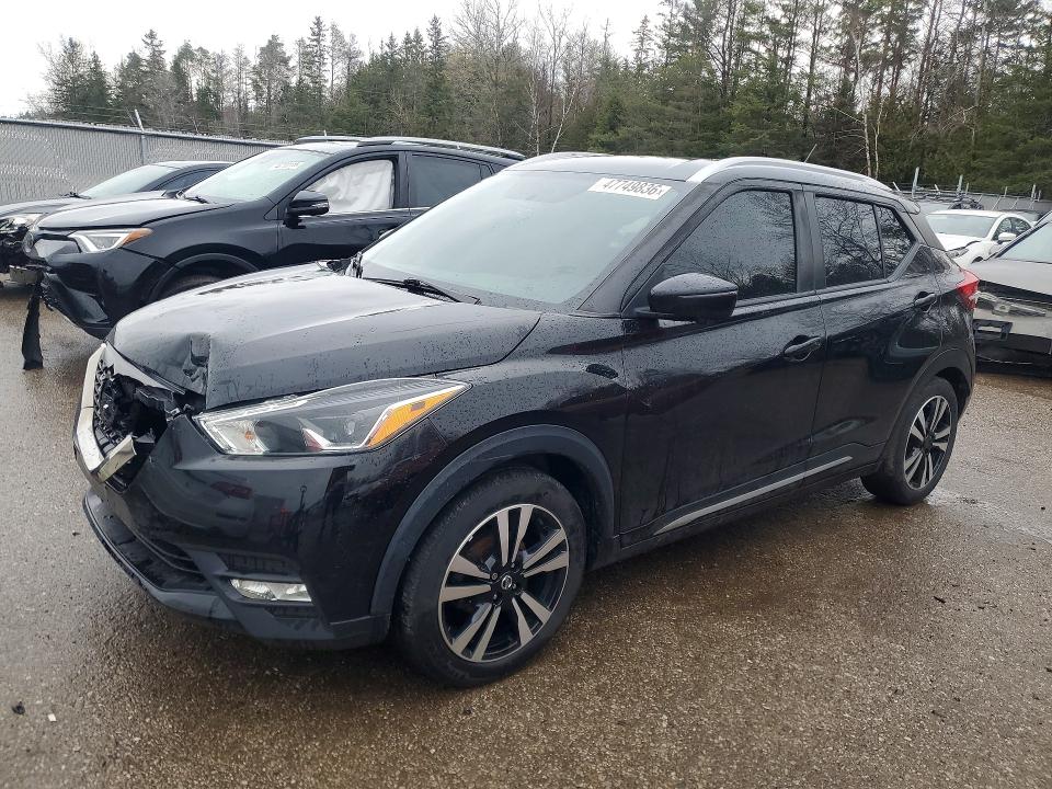 47749836 :رقم المزاد ، 3N1CP5CU7KL556433 vin ، 2019 Nissan Kicks مزاد بيع