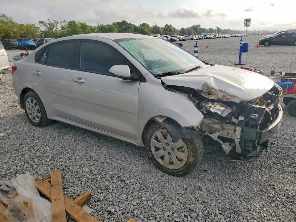 47969296 :رقم المزاد ، 3KPA24AD0NE466484 vin ، 2022 Kia Rio مزاد بيع