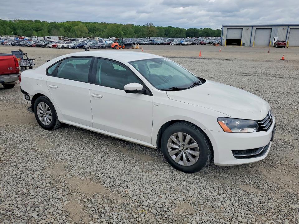 49544086 :رقم المزاد ، 1VWAT7A30FC075587 vin ، 2015 Volkswagen Passat مزاد بيع