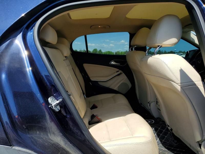 51168346 :رقم المزاد ، WDCTG4GB6HJ317031 vin ، 2017 Mercedes-benz Gla مزاد بيع