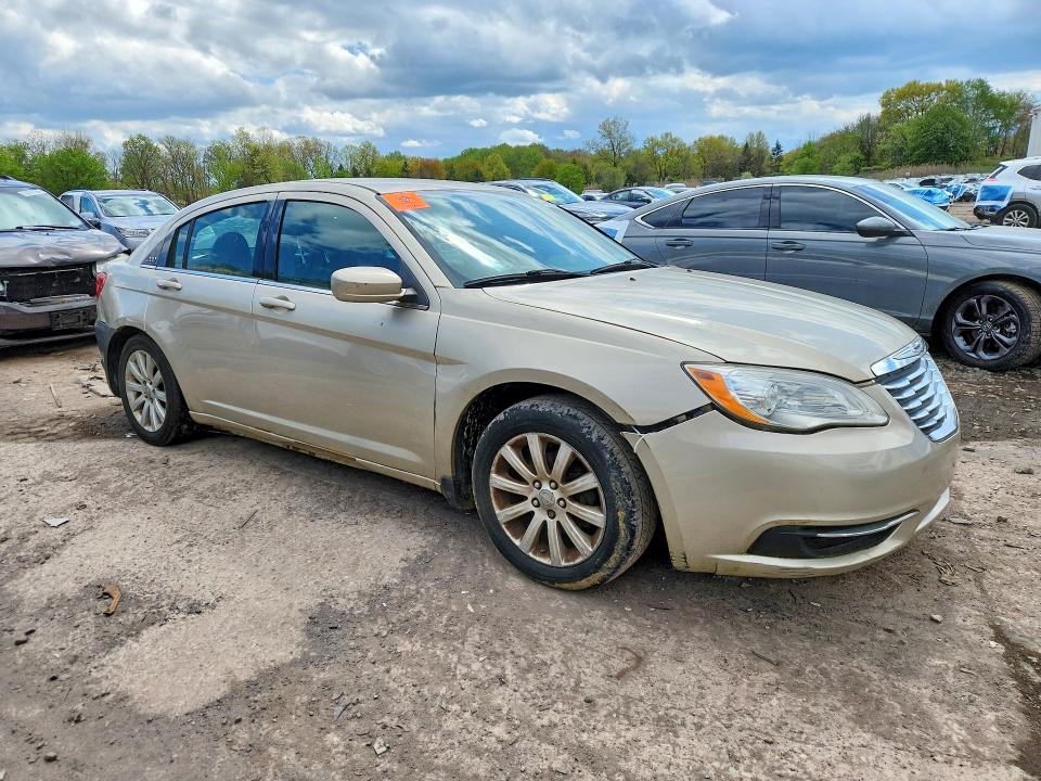 2014 Chrysler 200 მანქანა იყიდება აუქციონზე, vin: 1C3CCBBG7EN114134, აუქციონის ნომერი: 49862456