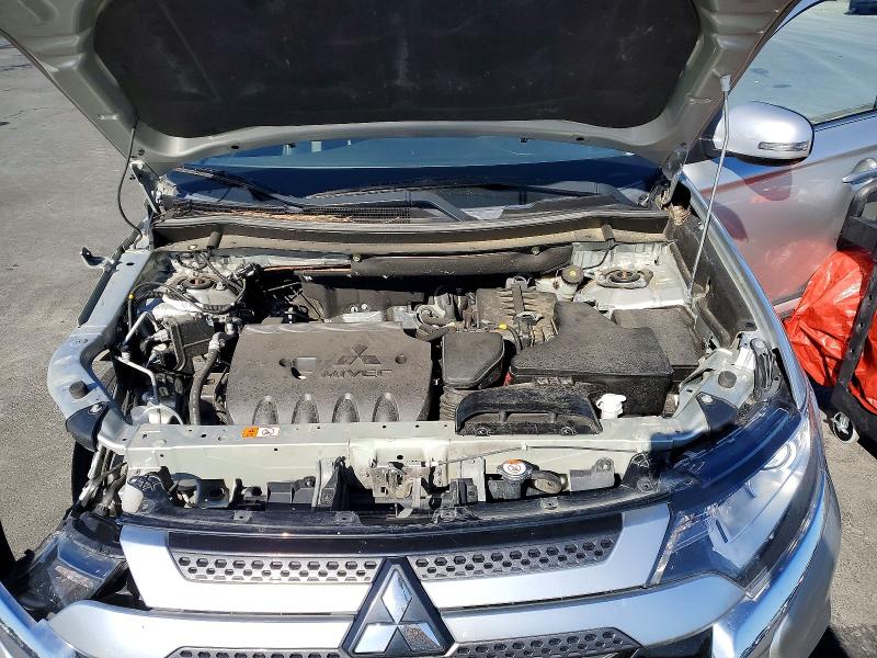 Продаж на аукціоні авто 2020 Mitsubishi Outlander, vin: JA4AZ3A36LZ035141, номер лоту: 48648346