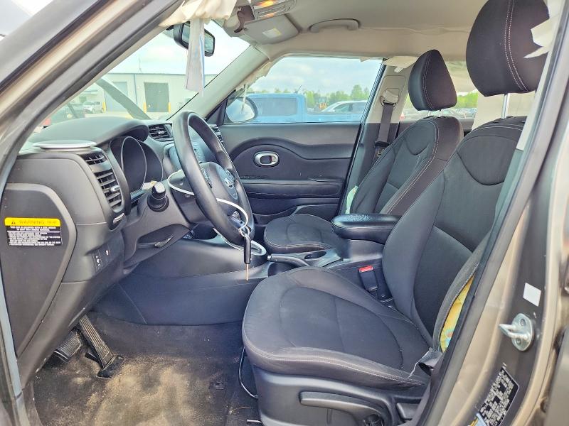 49400576 :رقم المزاد ، KNDJN2A25F7175748 vin ، 2015 Kia Soul مزاد بيع