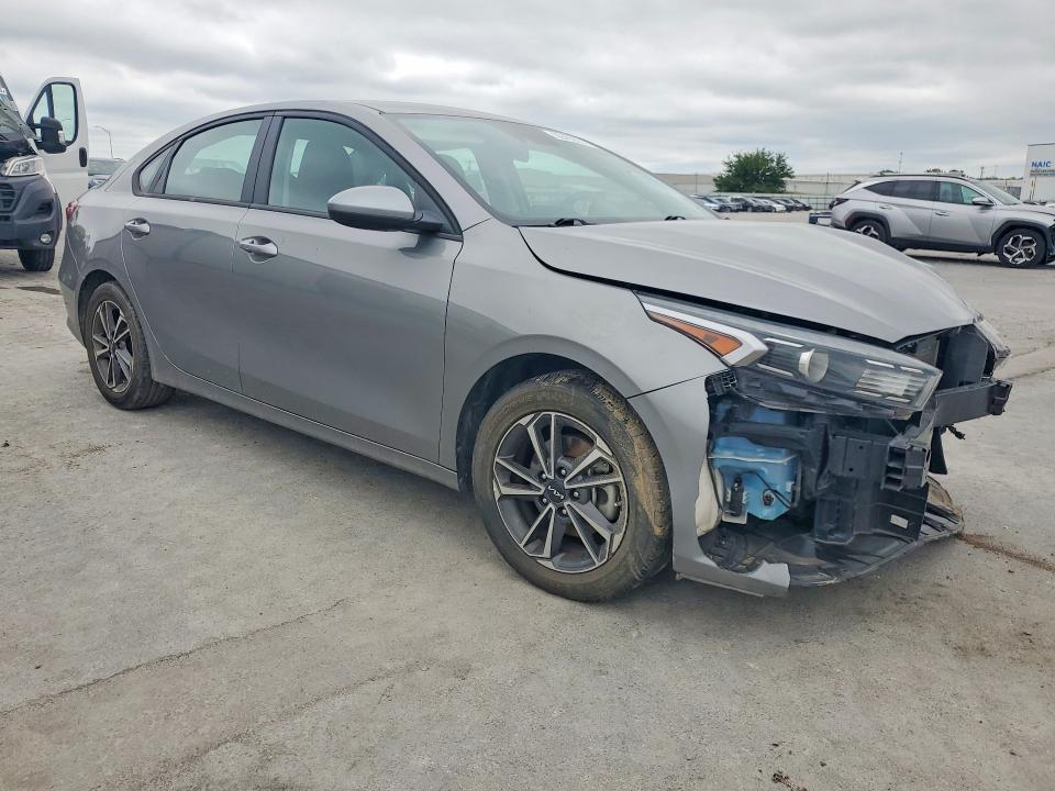 2022 Kia Forte მანქანა იყიდება აუქციონზე, vin: 3KPF24ADXNE482505, აუქციონის ნომერი: 50480576
