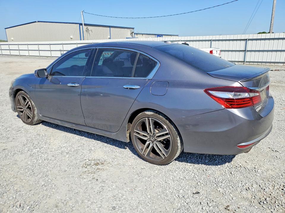 2017 Honda Accord მანქანა იყიდება აუქციონზე, vin: 1HGCR3F9XHA015915, აუქციონის ნომერი: 46927906