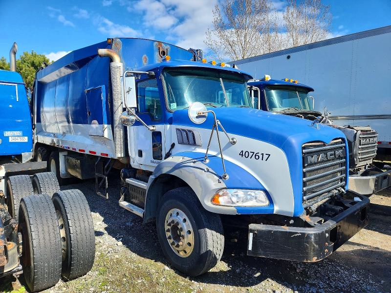 Продажа на аукционе авто 2010 Mack 800, vin: 1M2AX12C0AM010711, номер лота: 75094505