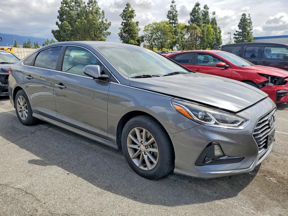 50986796 :رقم المزاد ، 5NPE24AF0JH723443 vin ، 2018 Hyundai Sonata مزاد بيع
