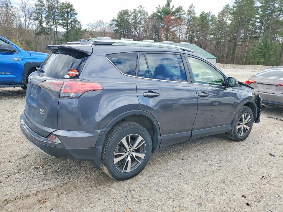 Продаж на аукціоні авто 2018 Toyota Rav4, vin: JTMRFREV7JD255401, номер лоту: 50500346