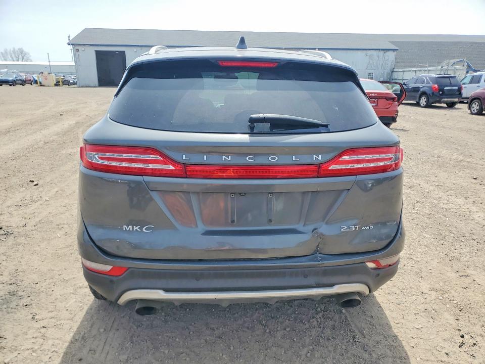 2017 Lincoln Mkc მანქანა იყიდება აუქციონზე, vin: 5LMTJ3DH4HUL28594, აუქციონის ნომერი: 51128626