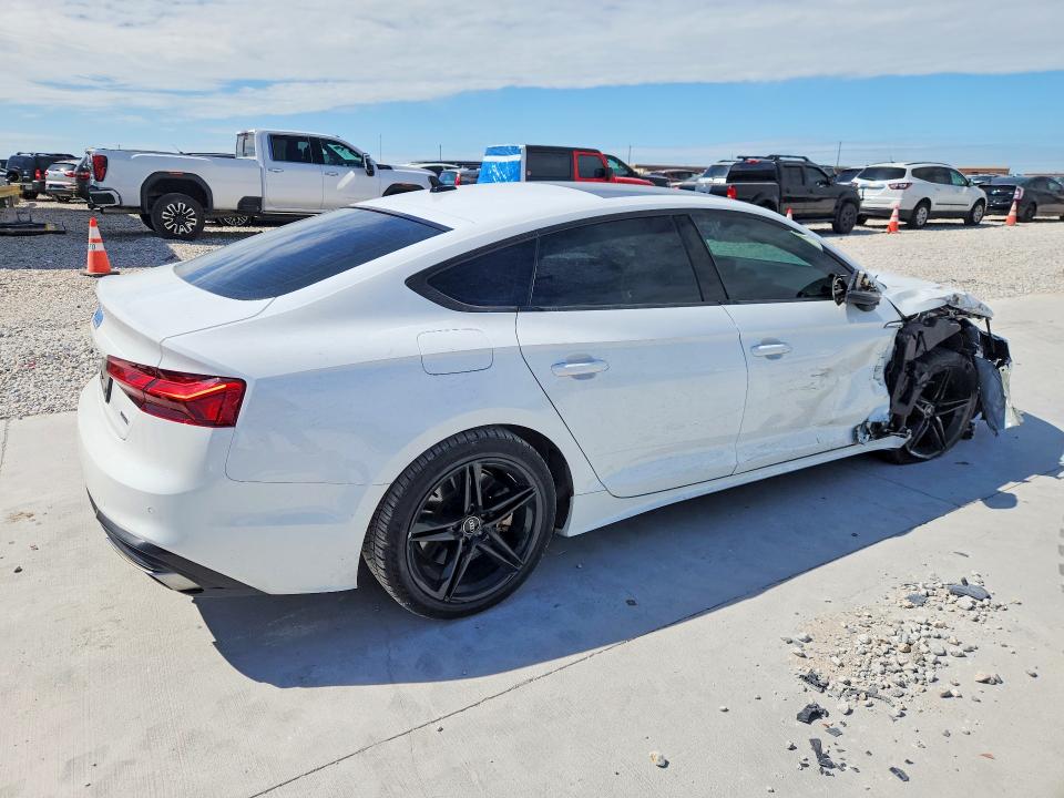 Продажа на аукционе авто 2021 Audi A5, vin: WAUDACF52MA026261, номер лота: 49024806