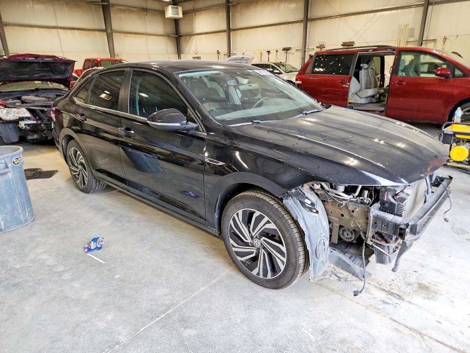 48762196 :رقم المزاد ، 3VWG57BU4MM093369 vin ، 2021 Volkswagen Jetta مزاد بيع