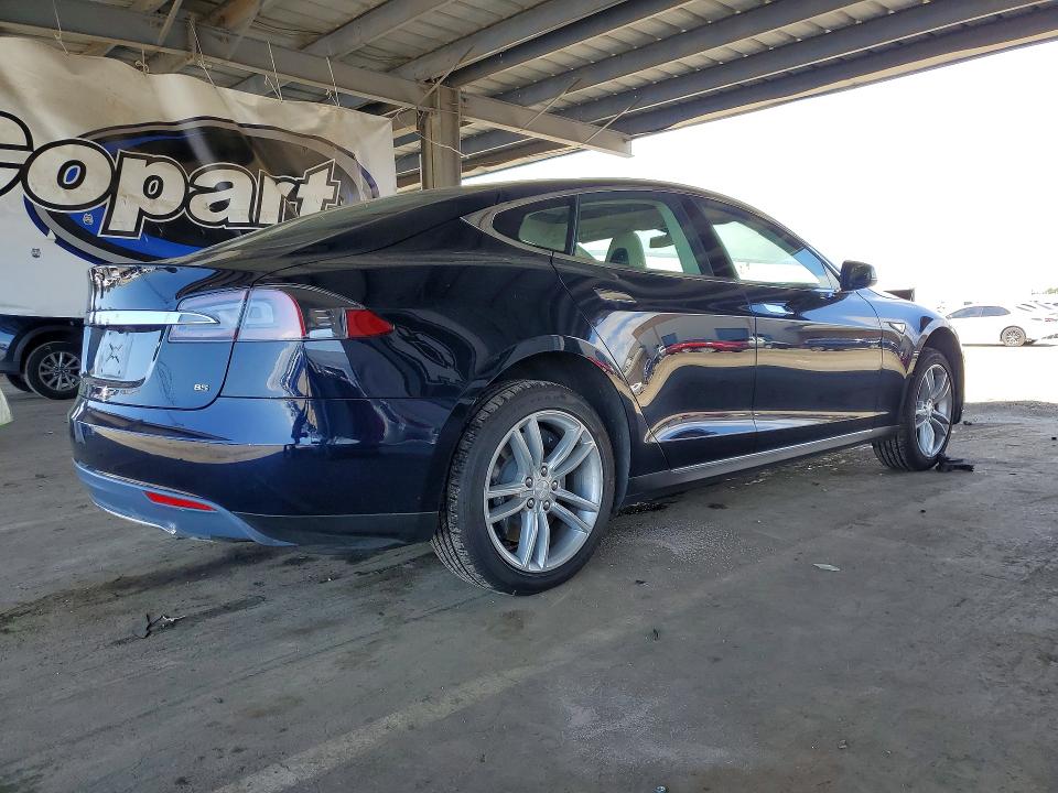 Продажа на аукционе авто 2013 Tesla Model S, vin: 5YJSA1CN9DFP07270, номер лота: 50057816