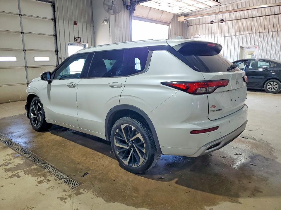 Продаж на аукціоні авто 2022 Mitsubishi Outlander, vin: JA4J4VA82NZ030267, номер лоту: 48633576
