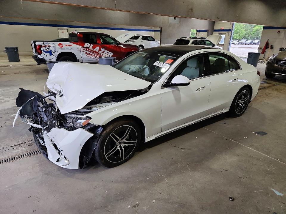 Продажа на аукционе авто 2025 Mercedes-benz E, vin: W1KLF4HB5SA095179, номер лота: 51767146