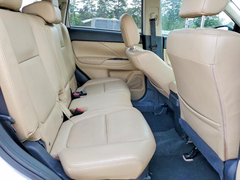 Продажа на аукционе авто 2018 Mitsubishi Outlander, vin: JA4AD3A33JZ046402, номер лота: 47295606
