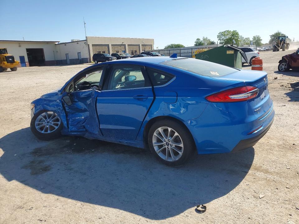 51542066 :رقم المزاد ، 3FA6P0LU7KR185015 vin ، 2019 Ford Fusion مزاد بيع