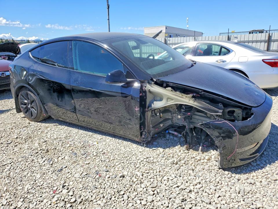 48772556 :رقم المزاد ، 7SAYGAEEXNF342866 vin ، 2022 Tesla Model Y مزاد بيع