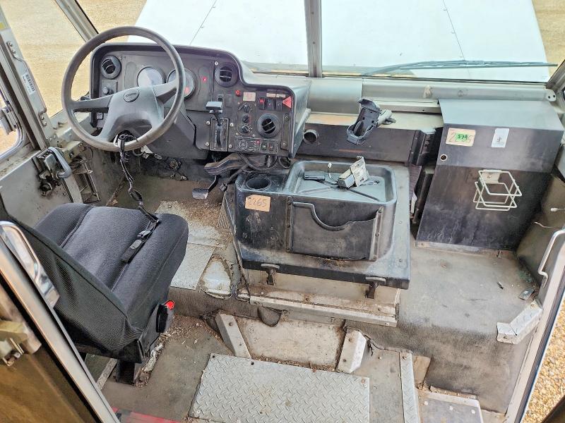 2008 Freightliner Chassis მანქანა იყიდება აუქციონზე, vin: 4UZAANDU48CZ63534, აუქციონის ნომერი: 47598446