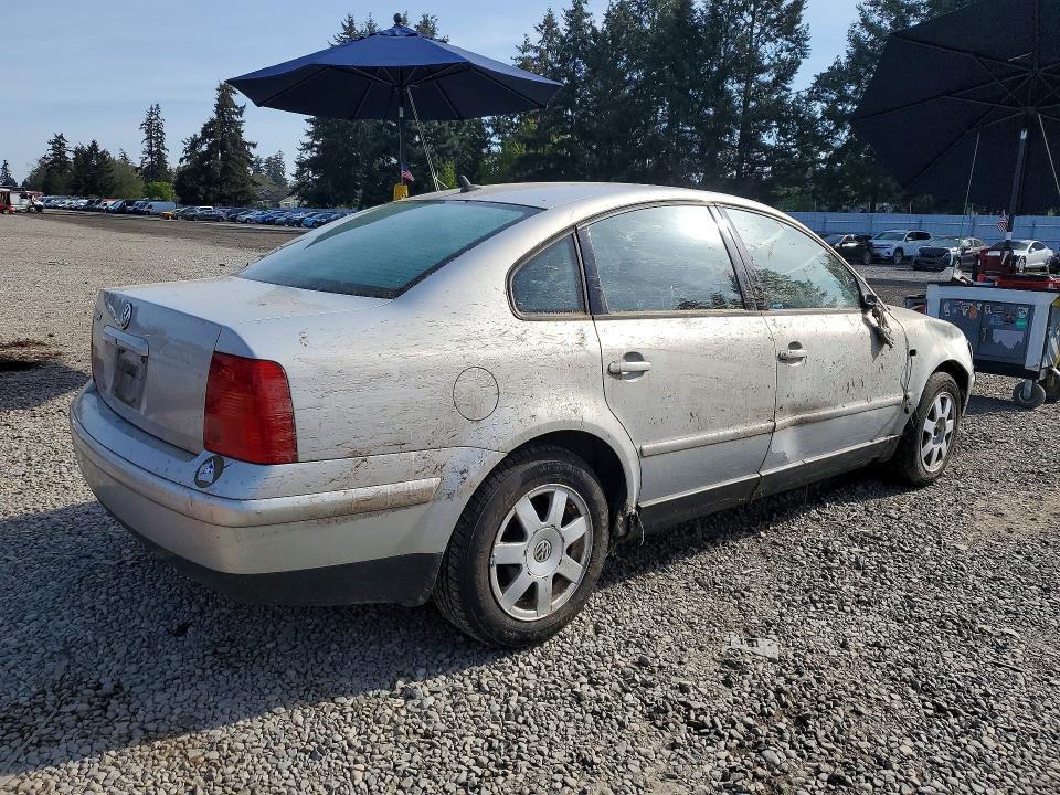 51719656 :رقم المزاد ، WVWMA63B9XE498226 vin ، 1999 Volkswagen Passat مزاد بيع