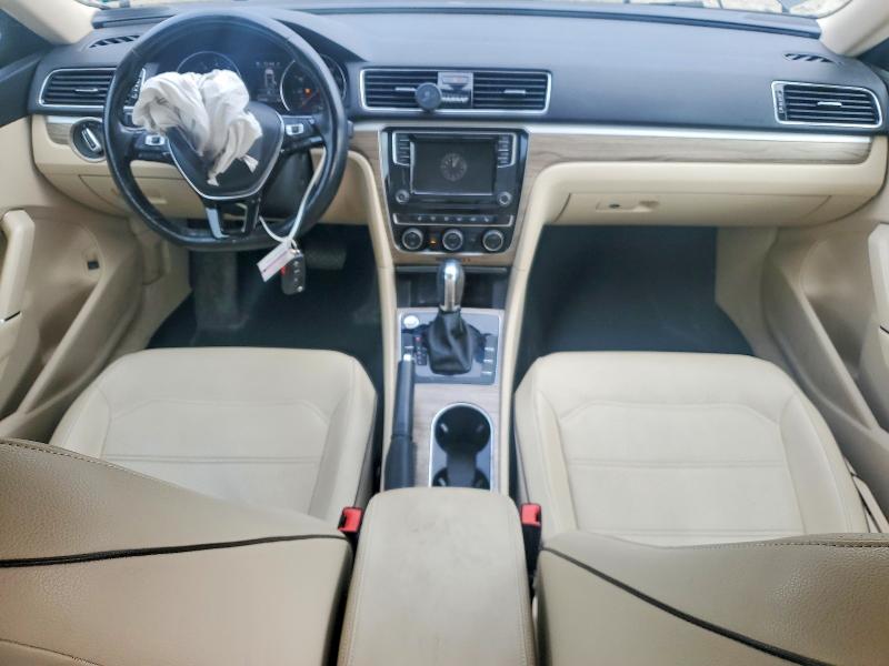 2018 Volkswagen Passat მანქანა იყიდება აუქციონზე, vin: 1VWBA7A35JC004758, აუქციონის ნომერი: 49592336
