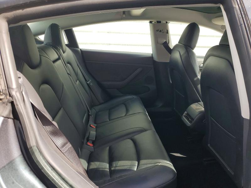 48779716 :رقم المزاد ، 5YJ3E1EB1NF261676 vin ، 2022 Tesla Model 3 مزاد بيع