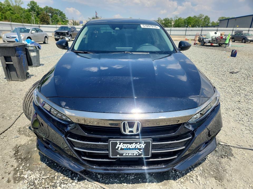 51097916 :رقم المزاد ، 1HGCV1F40NA061608 vin ، 2022 Honda Accord مزاد بيع