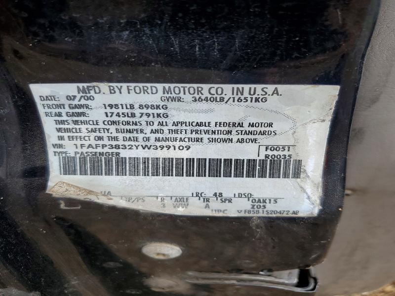 2000 Ford Focus მანქანა იყიდება აუქციონზე, vin: 1FAFP3832YW399109, აუქციონის ნომერი: 49614566
