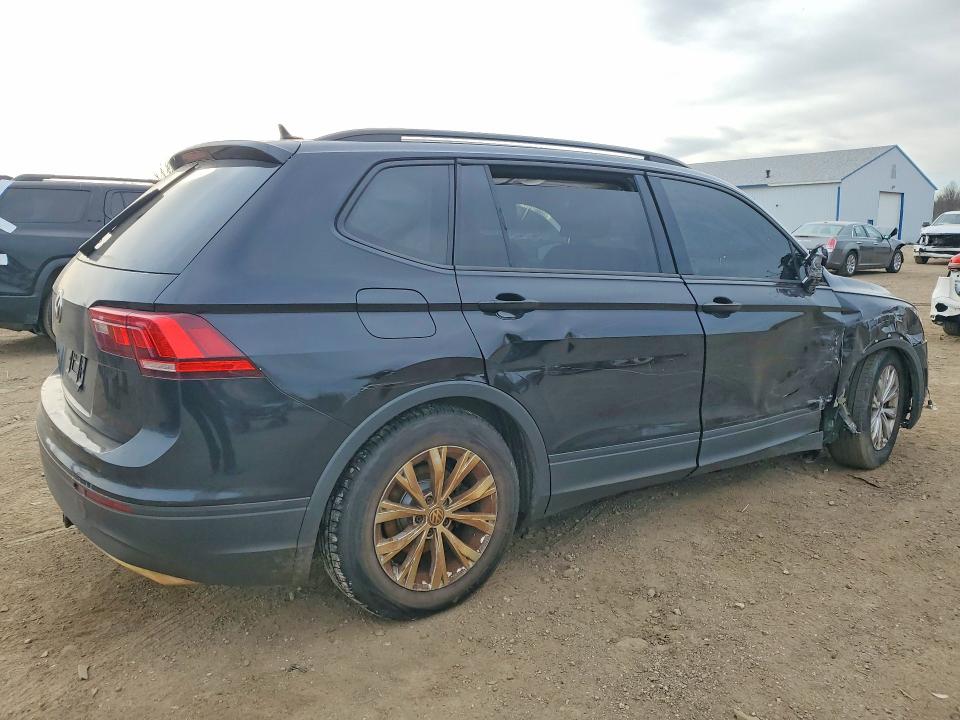 49612206 :رقم المزاد ، 3VV1B7AX7LM047466 vin ، 2020 Volkswagen Tiguan مزاد بيع
