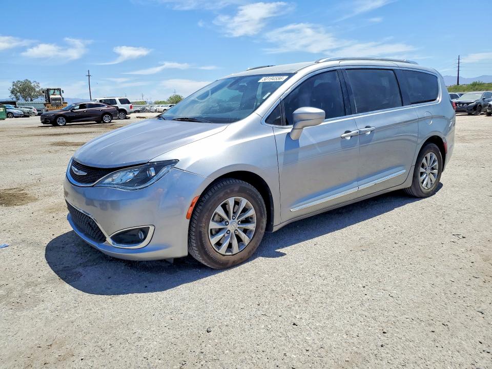 50194556 :رقم المزاد ، 2C4RC1BG1KR609136 vin ، 2019 Chrysler Pacifica مزاد بيع