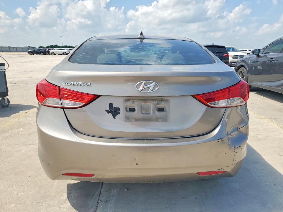 2013 Hyundai Elantra მანქანა იყიდება აუქციონზე, vin: 5NPDH4AE0DH259446, აუქციონის ნომერი: 49666236