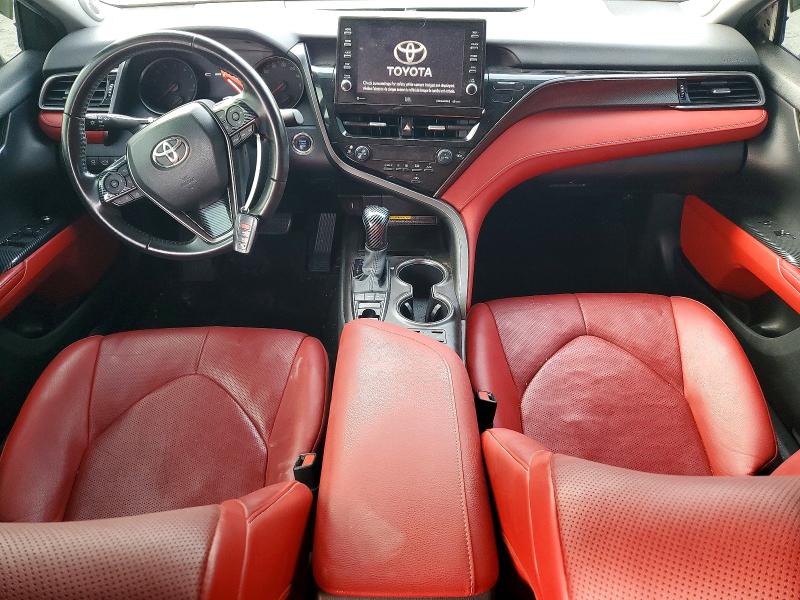 51305156 :رقم المزاد ، 4T1KZ1AK3MU047537 vin ، 2021 Toyota Camry مزاد بيع