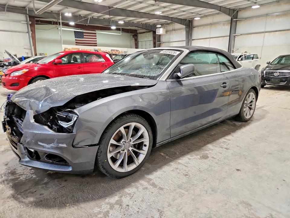 48324526 :رقم المزاد ، WAUVFAFH1DN000652 vin ، 2013 Audi A5 مزاد بيع