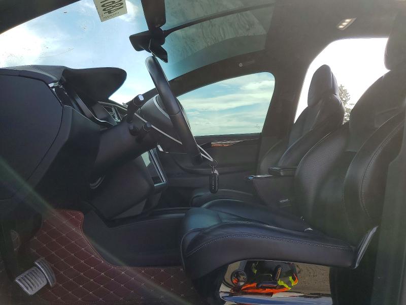 48675006 :رقم المزاد ، 5YJXCBE25GF029453 vin ، 2016 Tesla Model X مزاد بيع
