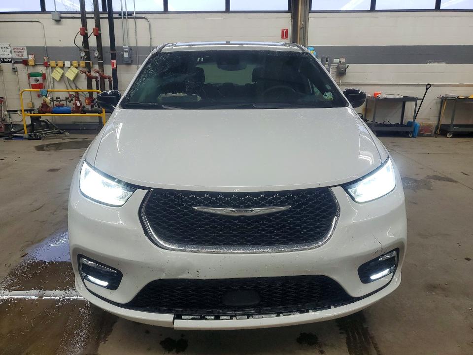 49336126 :رقم المزاد ، 2C4RC1BG8SR511883 vin ، 2025 Chrysler Pacifica مزاد بيع