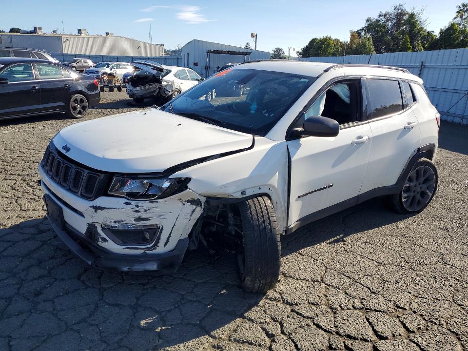 Auction sale of the 2021 Jeep Compass, vin: 3C4NJCEBXMT596922, lot number: 48254766