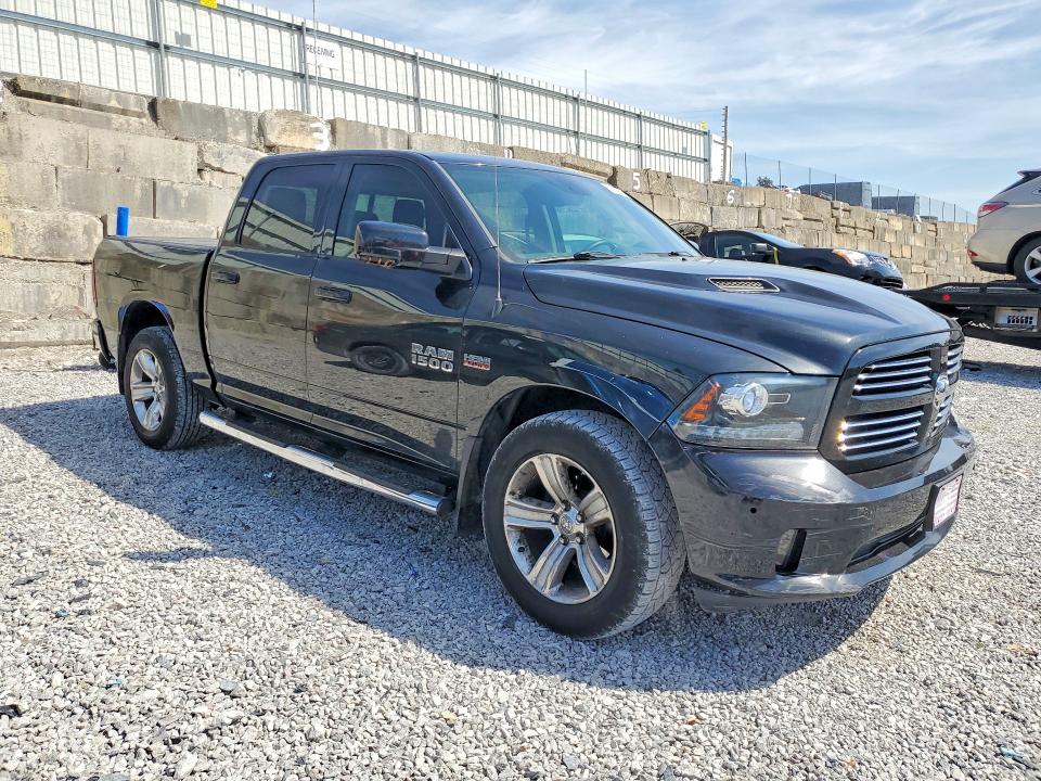 50745946 :رقم المزاد ، 1C6RR7MT7GS303275 vin ، 2016 Ram 1500 مزاد بيع