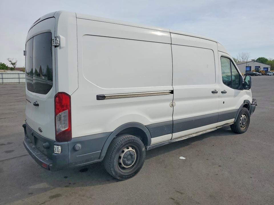 60706816 :رقم المزاد ، 1FTYR2CG3GKA11005 vin ، 2016 Ford Transit مزاد بيع