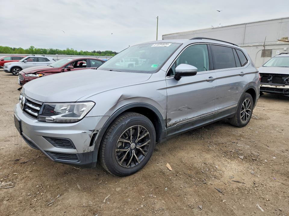 51694626 :رقم المزاد ، 3VV2B7AX3MM139745 vin ، 2021 Volkswagen Tiguan مزاد بيع