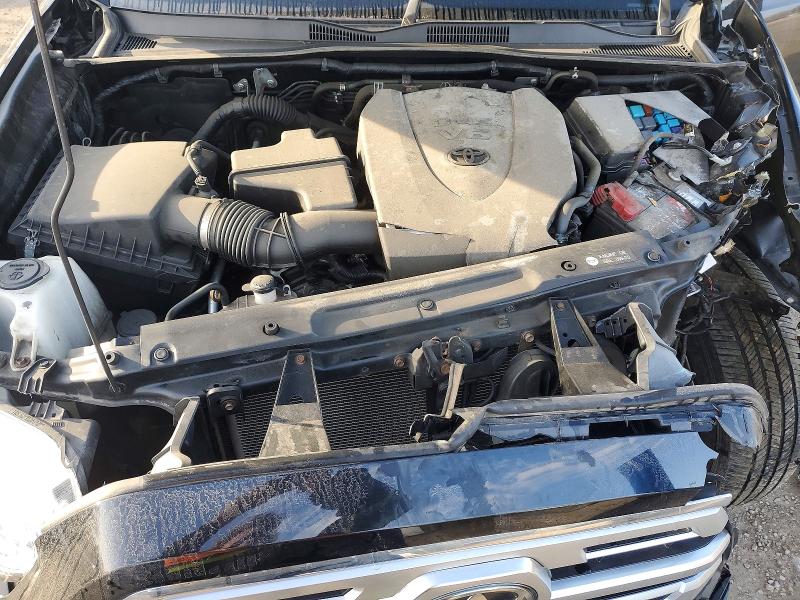 49679756 :رقم المزاد ، 5TFGZ5AN6JX122513 vin ، 2018 Toyota Tacoma مزاد بيع
