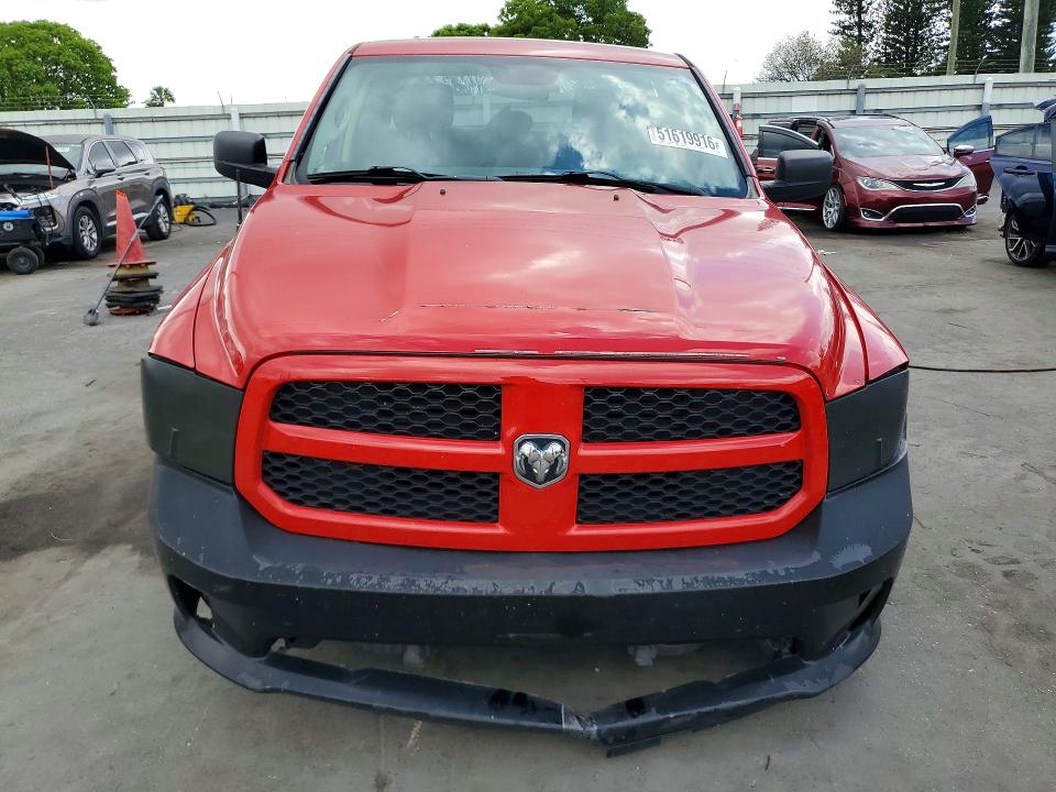 51619916 :رقم المزاد ، 1C6RR6KT4FS659016 vin ، 2015 Ram 1500 مزاد بيع