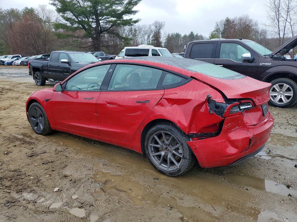48039646 :رقم المزاد ، 5YJ3E1EB7NF318642 vin ، 2022 Tesla Model 3 مزاد بيع