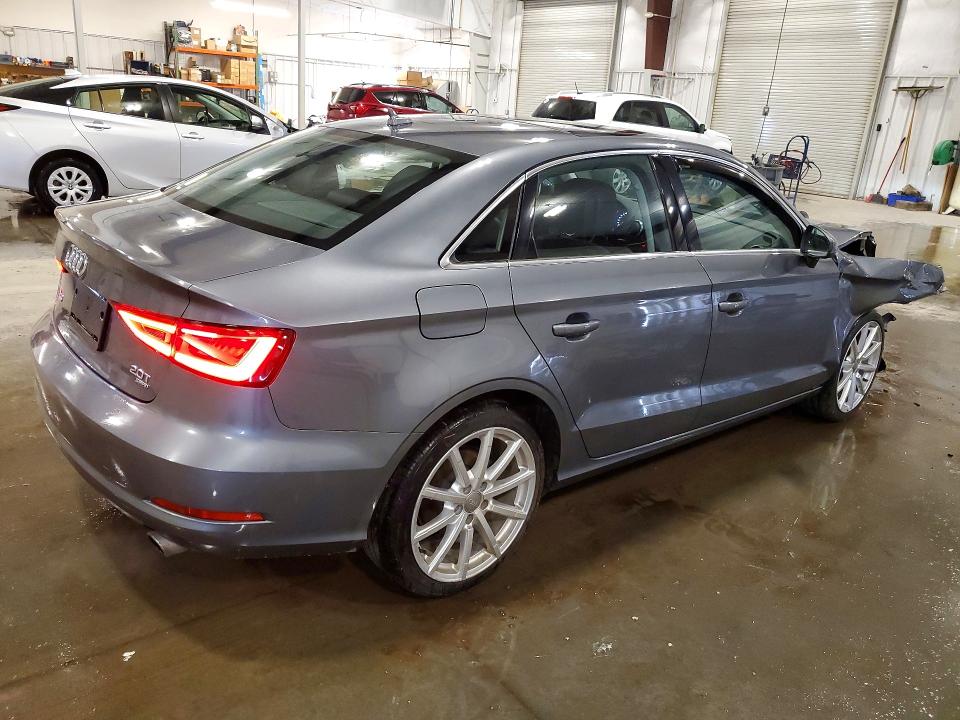 Продажа на аукционе авто 2015 Audi A3, vin: WAUEFGFFXF1010043, номер лота: 49091966