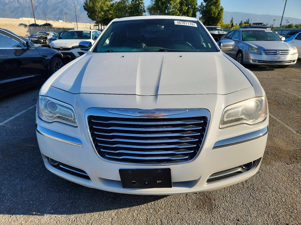 2012 Chrysler 300 მანქანა იყიდება აუქციონზე, vin: 2C3CCACG4CH182406, აუქციონის ნომერი: 48787176