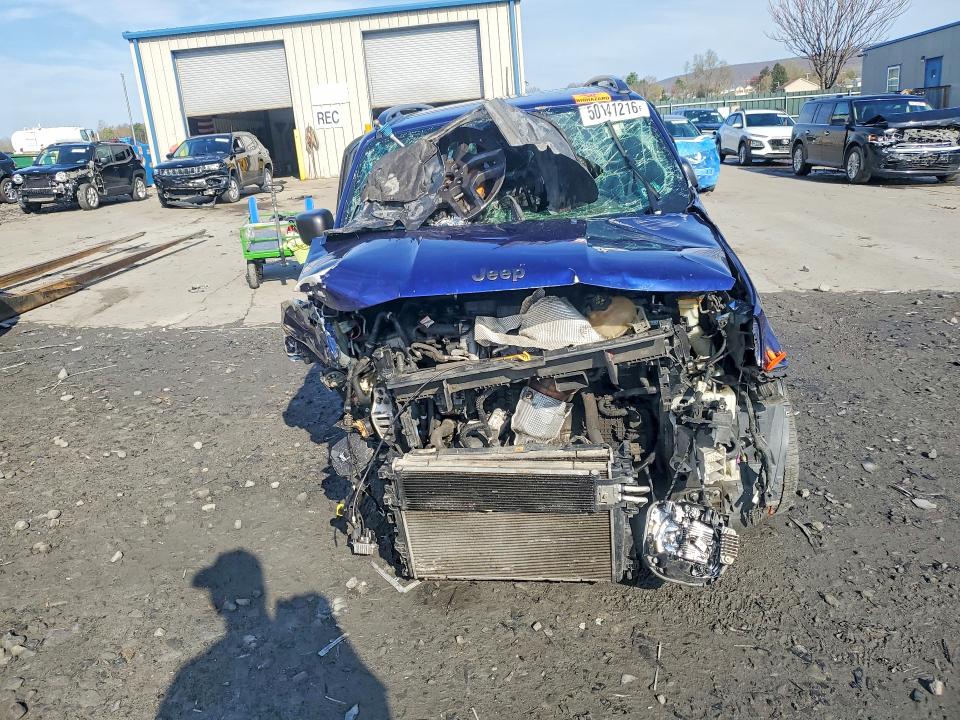50141216 :رقم المزاد ، ZACNJDB14MPM73252 vin ، 2021 Jeep Renegade مزاد بيع